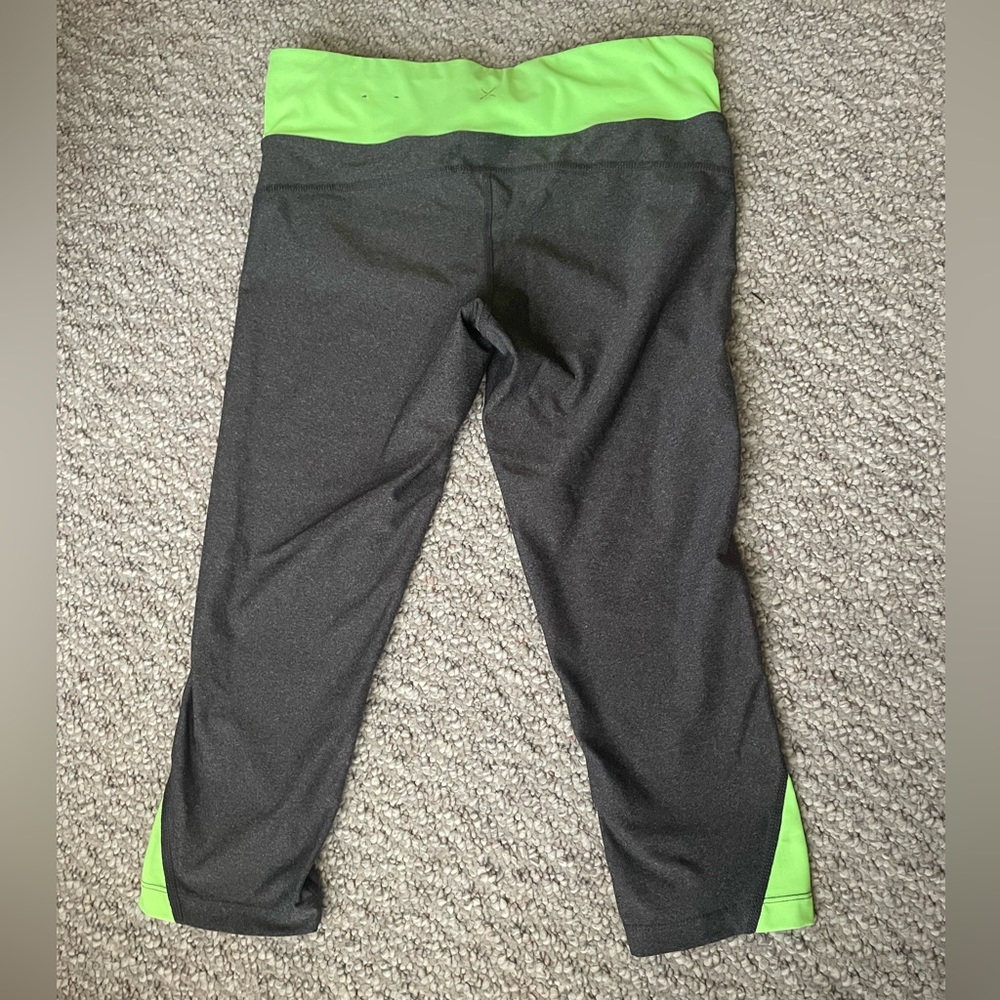 Xersion Mid-Length Leggings